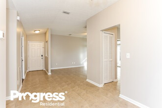 888 Majestic Cypress Dr N in Jacksonville, FL - Building Photo - Building Photo