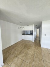 903 SE 23rd Pl in Cape Coral, FL - Building Photo - Building Photo