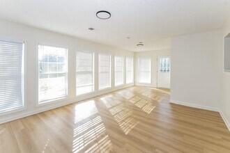 7881 Collins Wood Cove in Memphis, TN - Building Photo - Building Photo