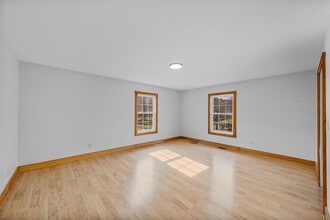 18-18 Willow Way in Rhinebeck, NY - Building Photo - Building Photo