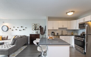 575 N State St in Chicago, IL - Building Photo - Building Photo