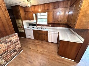 11 Parkwood Dr NE in Rome, GA - Building Photo - Building Photo