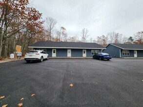 153 Clark Rd, Unit A in Winterport, ME - Building Photo - Building Photo