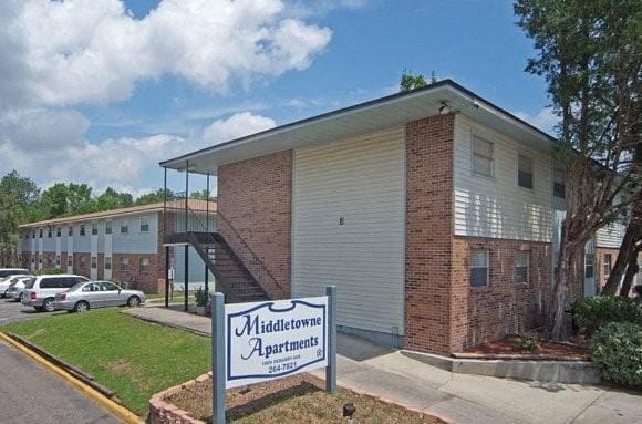 property at 1809 Debarry Ave