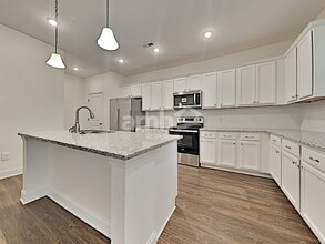 127 Pullen Dr in Clayton, NC - Building Photo - Building Photo