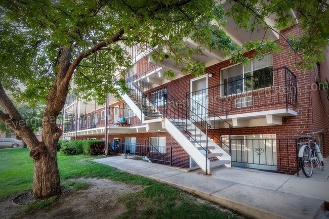 property at 1109 Alford St