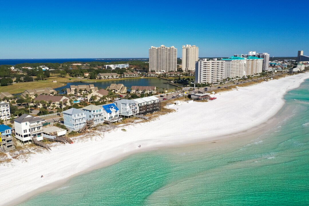 293 Sunset Bay in Miramar Beach, FL - Building Photo