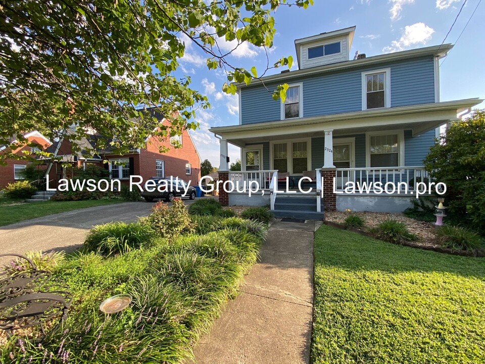 2322-2324 Memorial Ave SW in Roanoke, VA - Building Photo