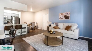 11139 Culebra Rd in San Antonio, TX - Building Photo - Building Photo