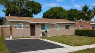 5271 NE 8th Terrace in Pompano Beach, FL - Building Photo