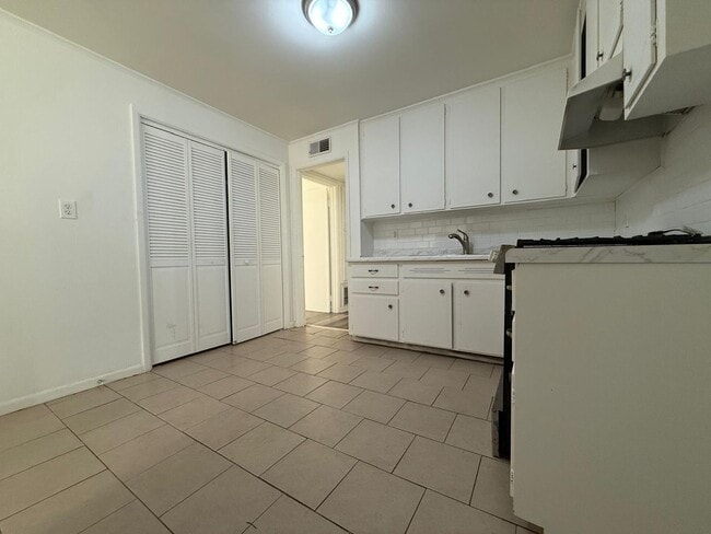 426 Brookview Dr in Montgomery, AL - Building Photo - Building Photo