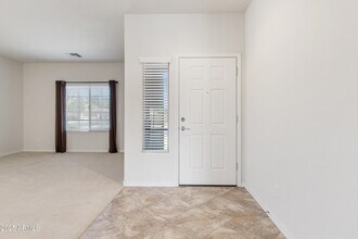 10831 E Sylvan Ave in Mesa, AZ - Building Photo - Building Photo
