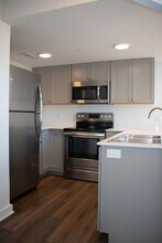 318 E 6th St, Unit 318 in Des Moines, IA - Building Photo - Building Photo