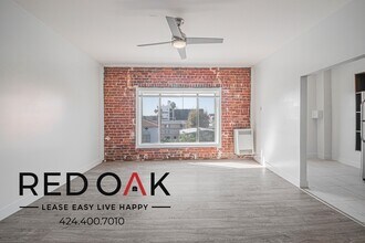 932 Irolo St in Los Angeles, CA - Building Photo - Building Photo