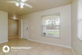 427 Vanetta Dr in Lehigh Acres, FL - Building Photo - Building Photo