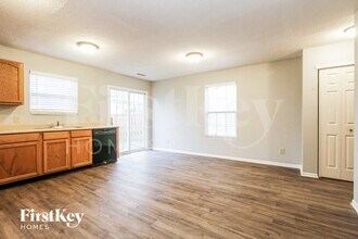 840 Olmsted Dr in Shelbyville, IN - Foto de edificio - Building Photo