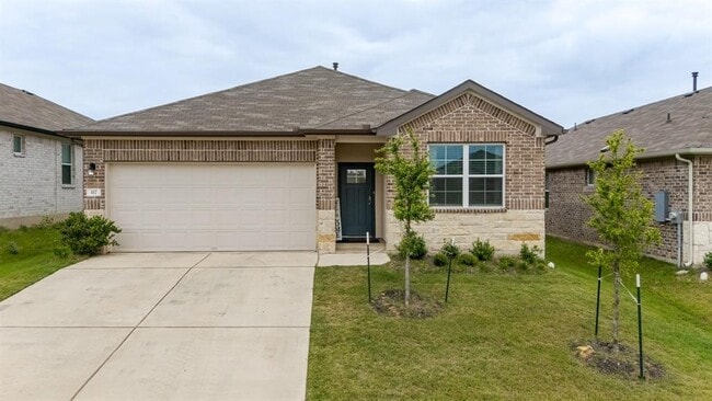 property at 117 Mackinac Ln