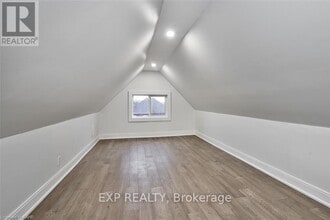 734 Cannon St E in Hamilton, ON - Building Photo - Building Photo