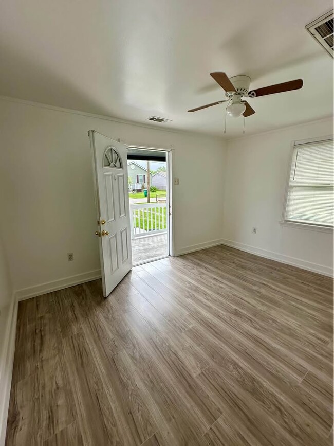 734-732 Bellanger St in Harvey, LA - Building Photo - Building Photo
