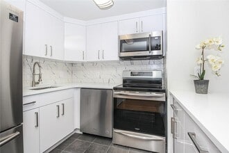 123 Mamaroneck Ave in Mamaroneck, NY - Building Photo - Building Photo