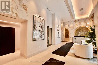 2088 James St in Burlington, ON - Building Photo - Building Photo