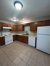 3500 SW Victoria Pl-Unit -3500 SW Victoria Pl Apt 2 in Bentonville, AR - Building Photo - Building Photo