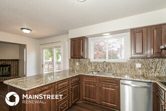 4031 Les Cherbourg Ln in Florissant, MO - Foto de edificio - Building Photo