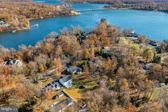 2942 S Haven Dr in Annapolis, MD - Building Photo - Building Photo