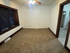 44 E Brookside Ave in Akron, OH - Building Photo