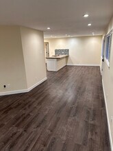 2405 SW 106th St in Seattle, WA - Building Photo - Building Photo