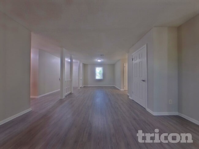 424 Westridge Rd in Elgin, SC - Foto de edificio - Building Photo