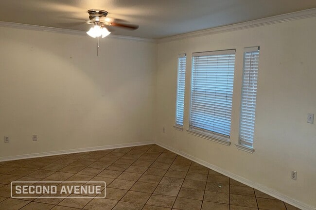 2201 Encino Dr in Corpus Christi, TX - Foto de edificio - Building Photo