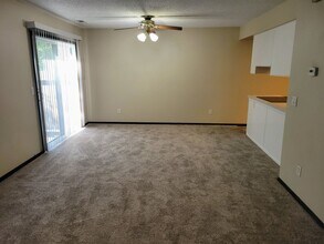4769 Barnes Rd in Colorado Springs, CO - Building Photo - Building Photo