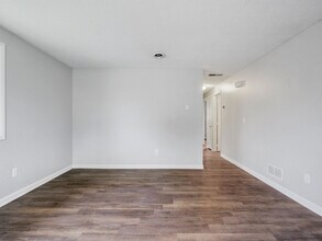 4516 Innsbruck Dr in Fort Wayne, IN - Foto de edificio - Building Photo