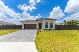 32206 SW 196th Ave in Homestead, FL - Building Photo