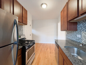 1322 Oak Ave in Evanston, IL - Building Photo - Building Photo