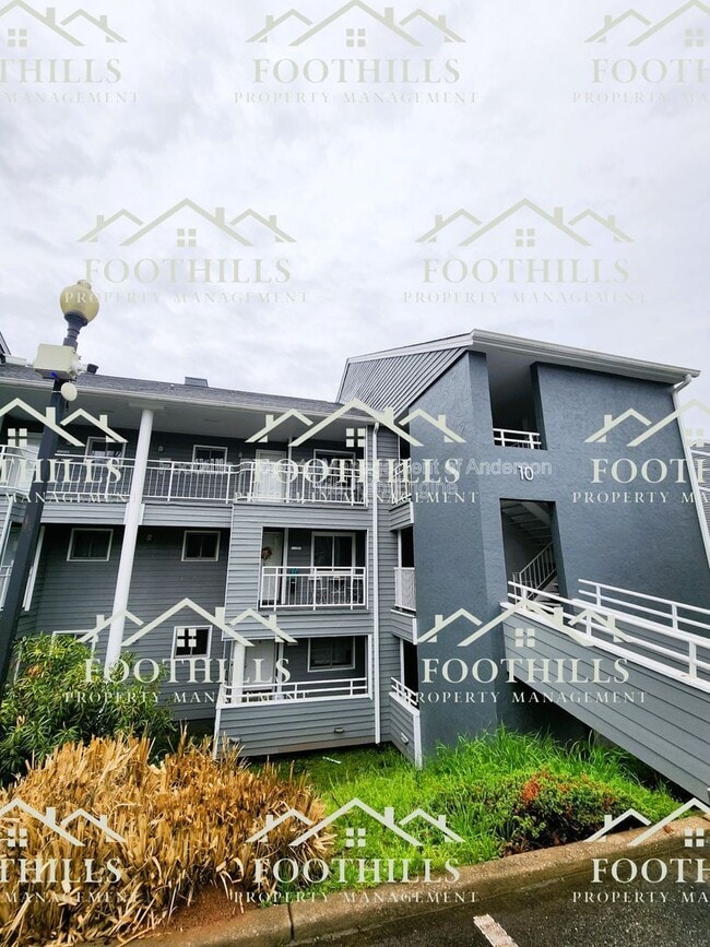 1011 Northlake Dr in Anderson, SC - Building Photo - Building Photo