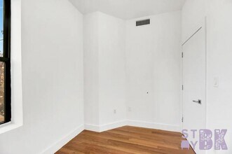 84 Somers St in Brooklyn, NY - Building Photo - Building Photo
