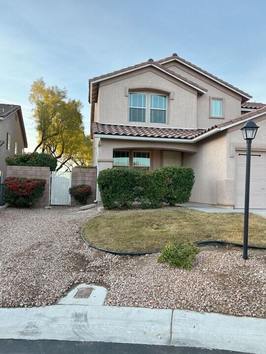 10425 Smokemont Ct in Las Vegas, NV - Building Photo