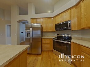 22602 E Rowland Dr in Aurora, CO - Building Photo - Building Photo