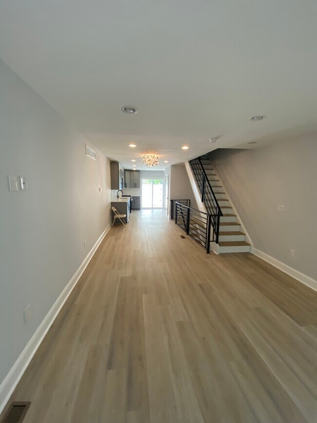 1525 Manton St in Philadelphia, PA - Foto de edificio - Building Photo