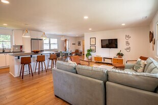 215 NE 63rd St in Oak Island, NC - Building Photo