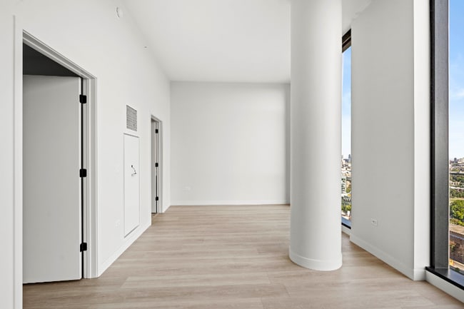 1131 W Van Buren St in Chicago, IL - Foto de edificio - Building Photo