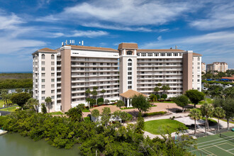 Marina Bay Club in Naples, FL - Building Photo - Building Photo