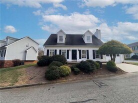 119 Edgedale Ct in Kernersville, NC - Building Photo