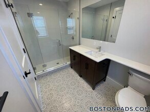 54 Taylor St in Boston, MA - Building Photo - Building Photo