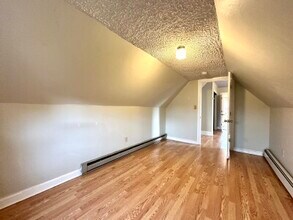 569 Main St, Unit #2 in Medford, MA - Building Photo - Building Photo