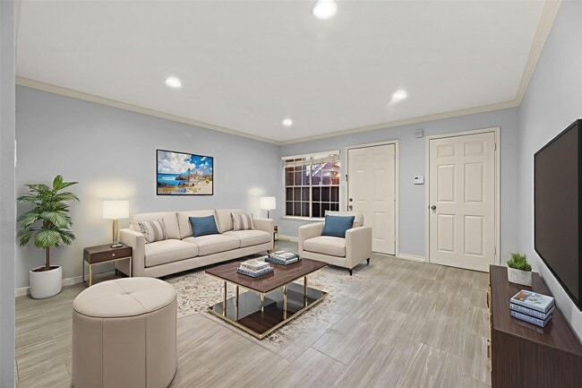 property at 1223 Augusta Dr