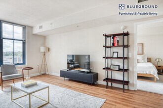 550 14th Rd S-Unit -FL7-ID313 in Arlington, VA - Foto de edificio - Building Photo