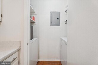 207 Stockton Ct-Unit -# 207 BLDG in North Wales, PA - Building Photo - Building Photo